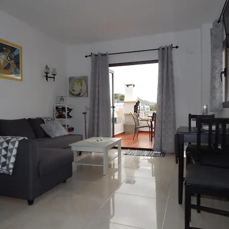 Daire Apartamento En Capistrano Playa En Nerja