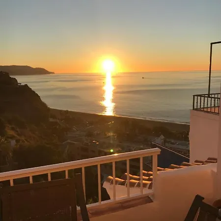 Apartamento En Capistrano Playa En Daire *